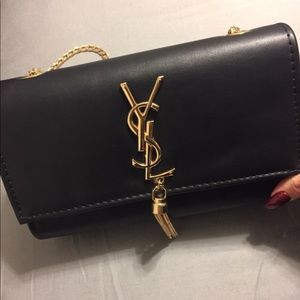 Yves Saint Laurent Leather Chain Shoulder Bag